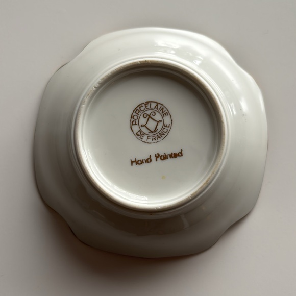 Porcelain Dish - Picture 4 of 7